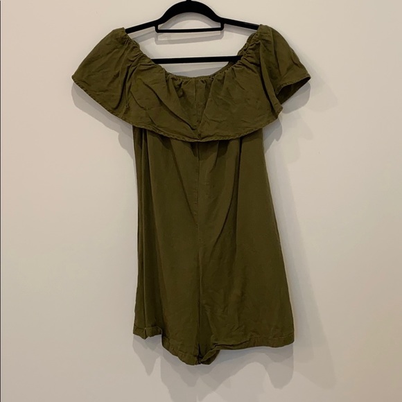 Zara Women Olive Green off the shoulder romper - Picture 3 of 3